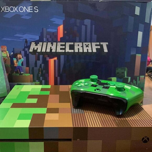 Minecraft Xbox One S. Good working condition. Factory reset. - Picture 1 of 13